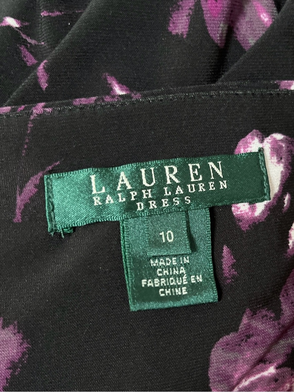 Lauren Ralph Lauren Floral V-Neck Ruched Dress - Picture 4 of 7